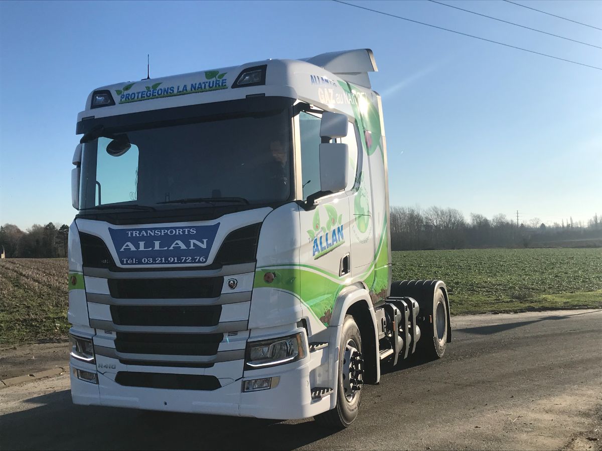 Tracteur Scania au gaz naturel des Transports Allan